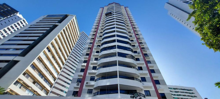 Imagem Apartamento com 4 Quartos à Venda, 132 m² em Boa Viagem - Recife