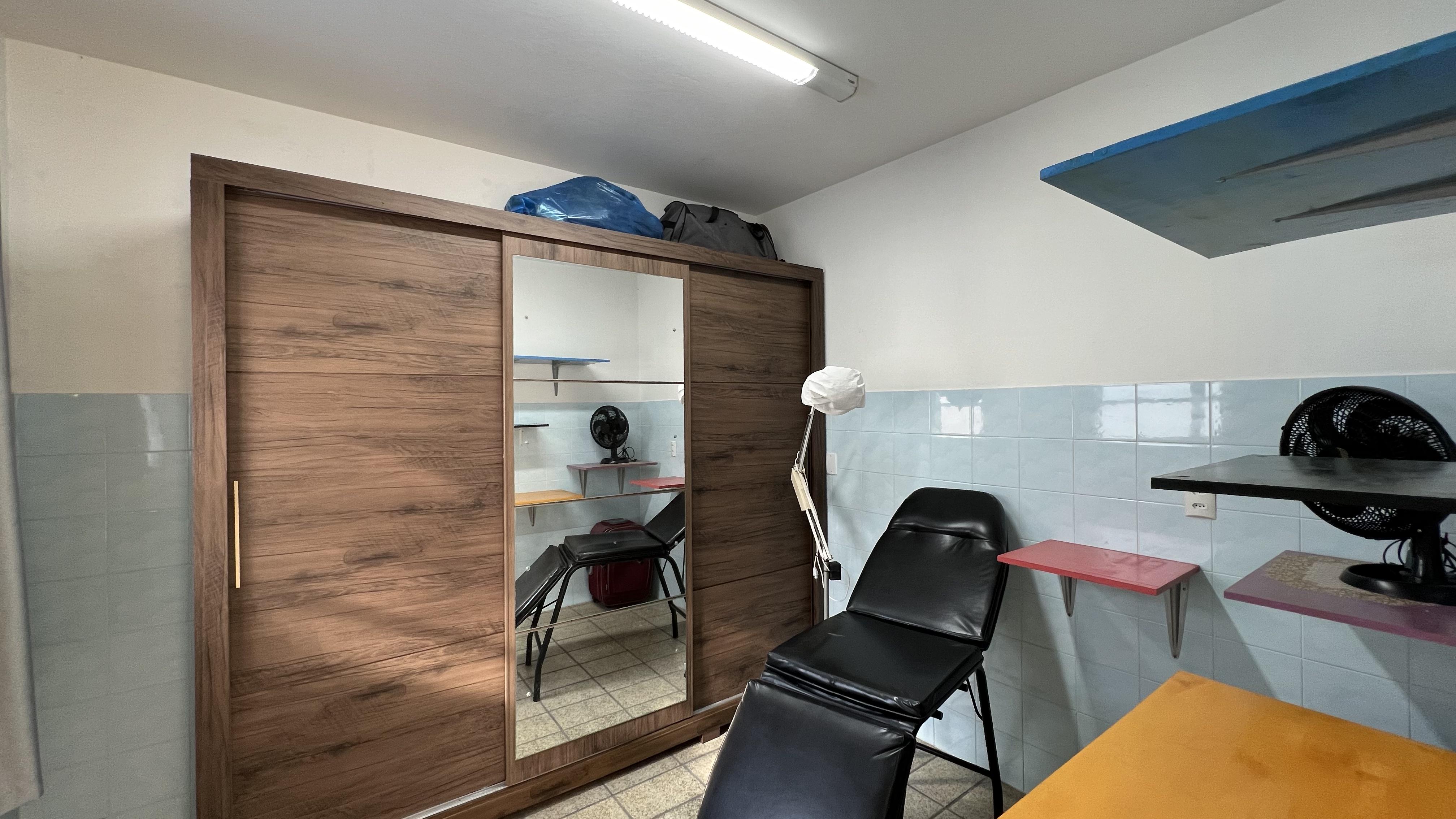 Imagem Casa com 3 Quartos à Venda, 166 m²em Barreiros - São José