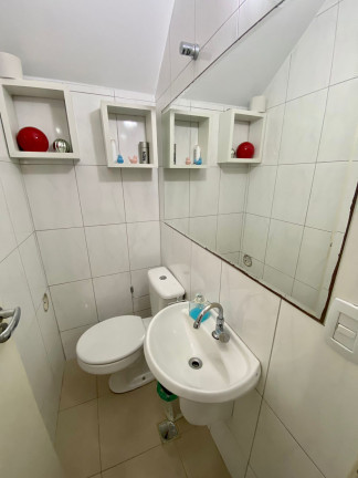 Imagem Sobrado com 4 Quartos à Venda,  em Cajuru - Curitiba