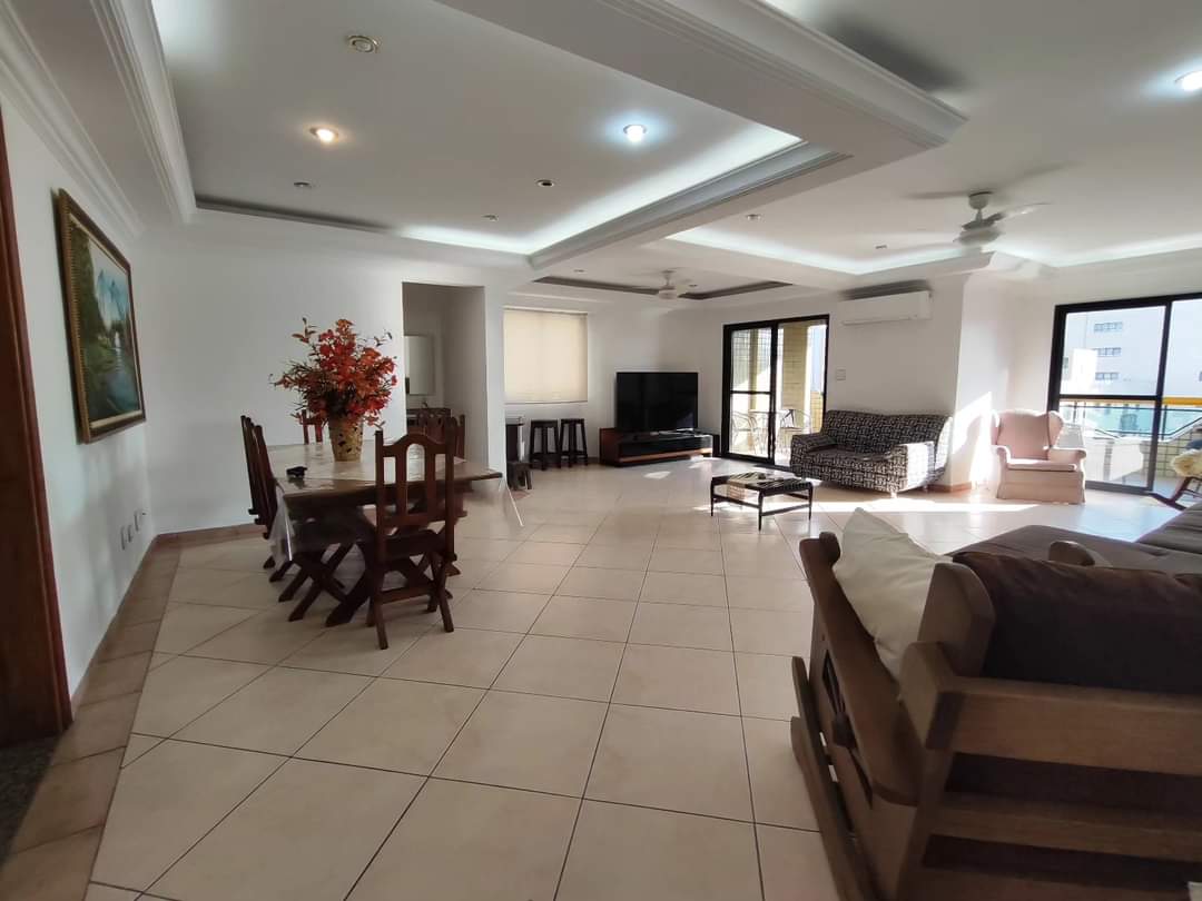 Apartamento com 3 Quartos à Venda, 211 m²em Canto do Forte - Praia Grande