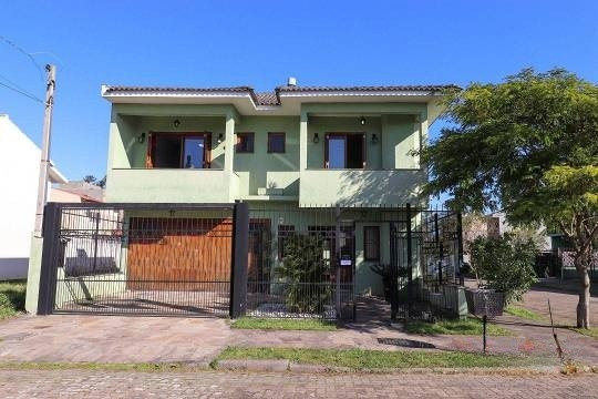 Casa com 3 Quartos à Venda, 174 m² em Hípica - Porto Alegre