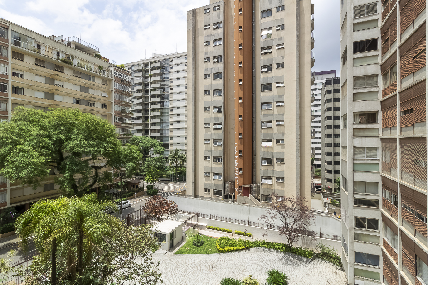 Imagem Apartamento com 3 Quartos à Venda, 220 m²em Cerqueira César - São Paulo
