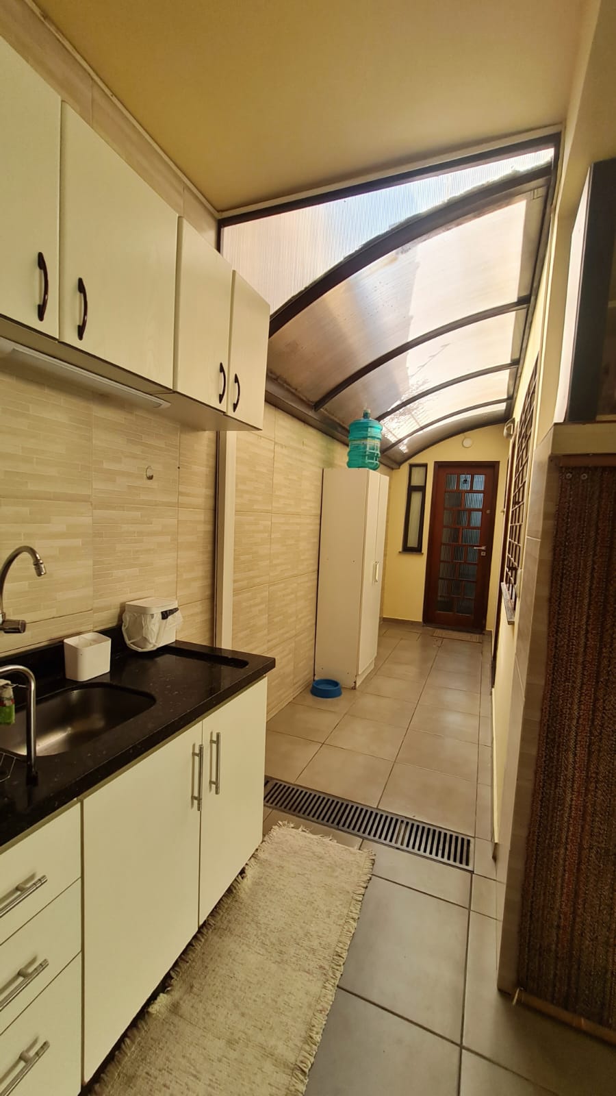 Imagem Sobrado com 4 Quartos à Venda, 160 m² em Boa Vista - Curitiba Imagem Sobrado com 4 Quartos à Venda, 160 m² em Boa Vista - Curitiba