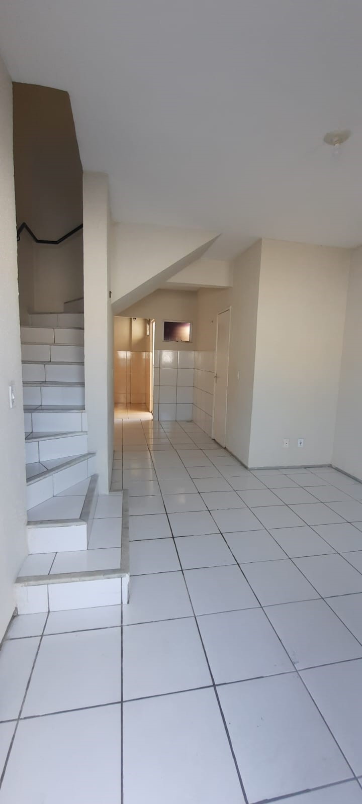 Imagem Casa de Condomínio com 2 Quartos à Venda, 63 m² em Siqueira - Fortaleza Imagem Casa de Condomínio com 2 Quartos à Venda, 63 m² em Siqueira - Fortaleza