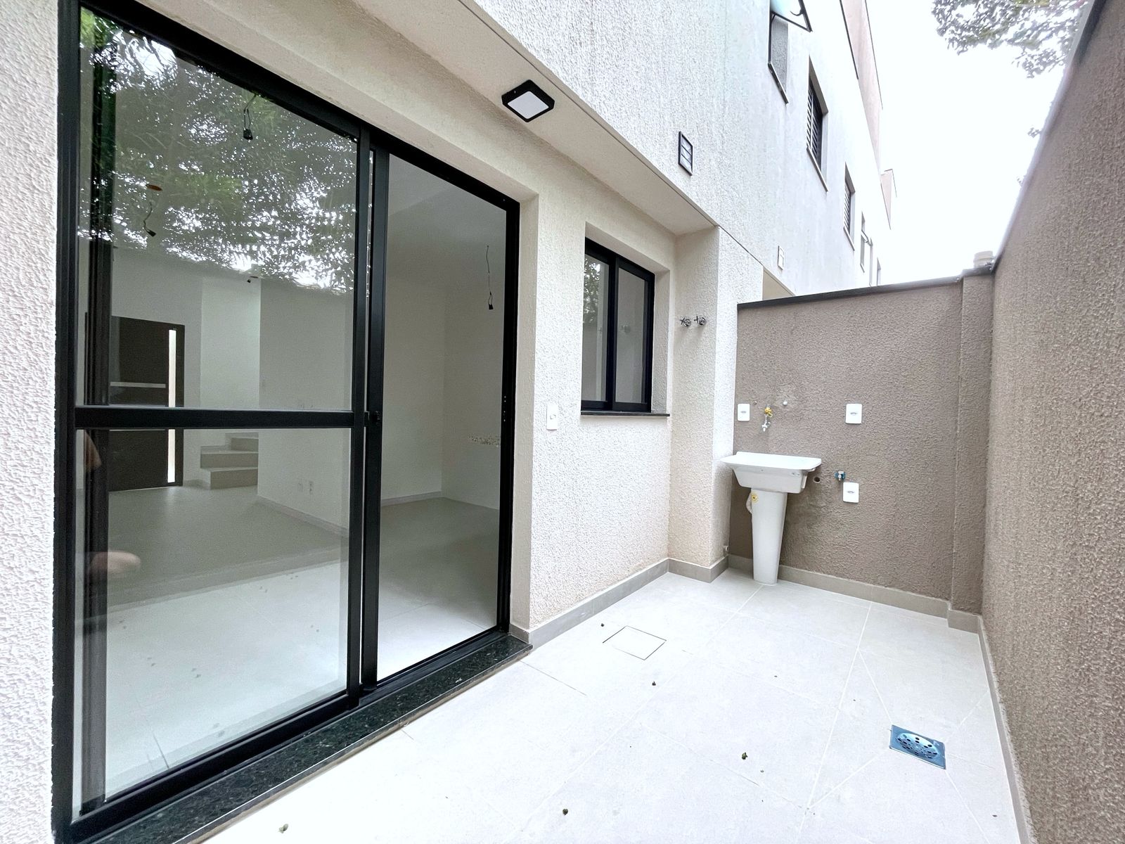 Imagem Casa de Condomínio com 2 Quartos à Venda, 60 m² em Ayrosa - Osasco
