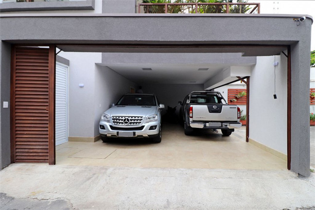 Imagem Casa de Vila com 4 Quartos à Venda, 250 m² em Vila Nova Conceição - São Paulo
