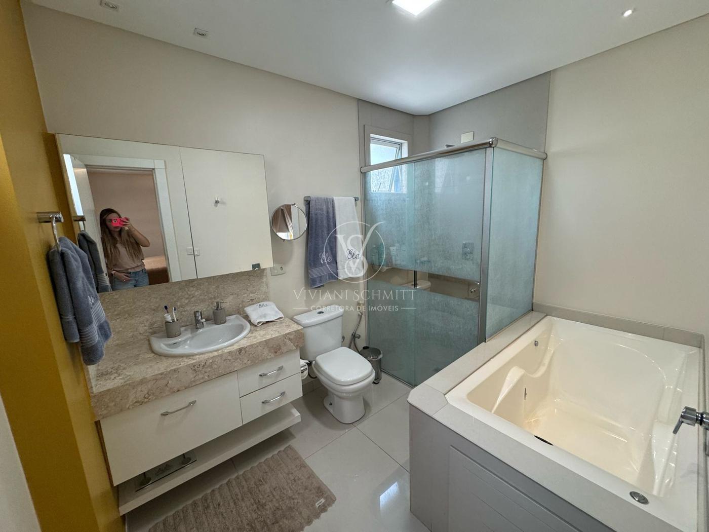 Imagem Apartamento com 4 Quartos à Venda, 195 m² em Centro - Itapema Imagem Apartamento com 4 Quartos à Venda, 195 m² em Centro - Itapema
