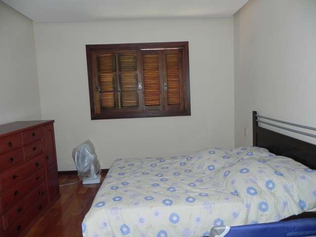 Imagem Casa com 4 Quartos à Venda, 570 m² em Várzea - Teresópolis