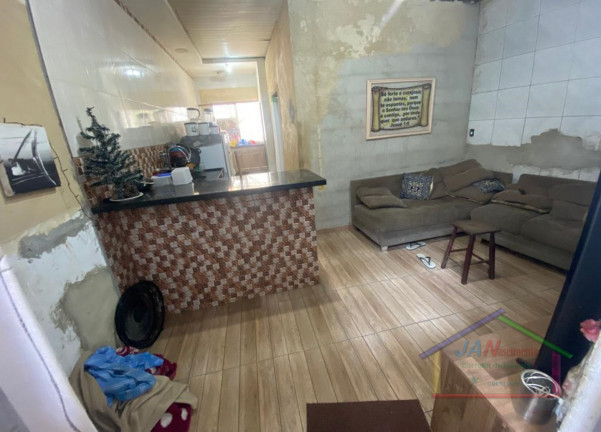 Imagem Casa com 3 Quartos à Venda, 300 m² em Bangu - Rio de Janeiro