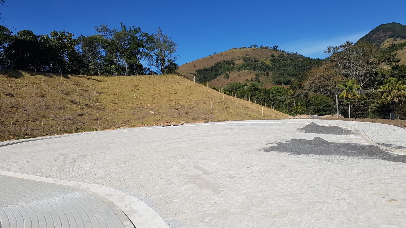 Imagem Terreno à Venda ou Temporada, 450 m²em São Francisco Xavier - São José dos Campos