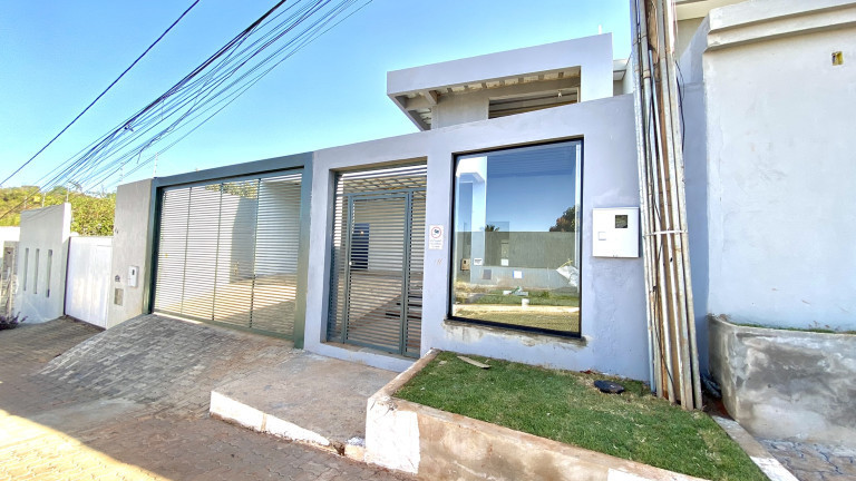 Imagem Casa de Condomínio com 3 Quartos à Venda,  em Samambaia Sul (Samambaia) - Brasília