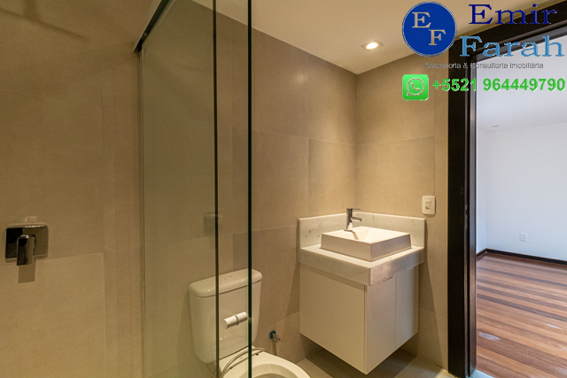 Imagem Casa com 5 Quartos à Venda, 384 m²em São Conrado - Rio de Janeiro Imagem Casa com 5 Quartos à Venda, 384 m²em São Conrado - Rio de Janeiro