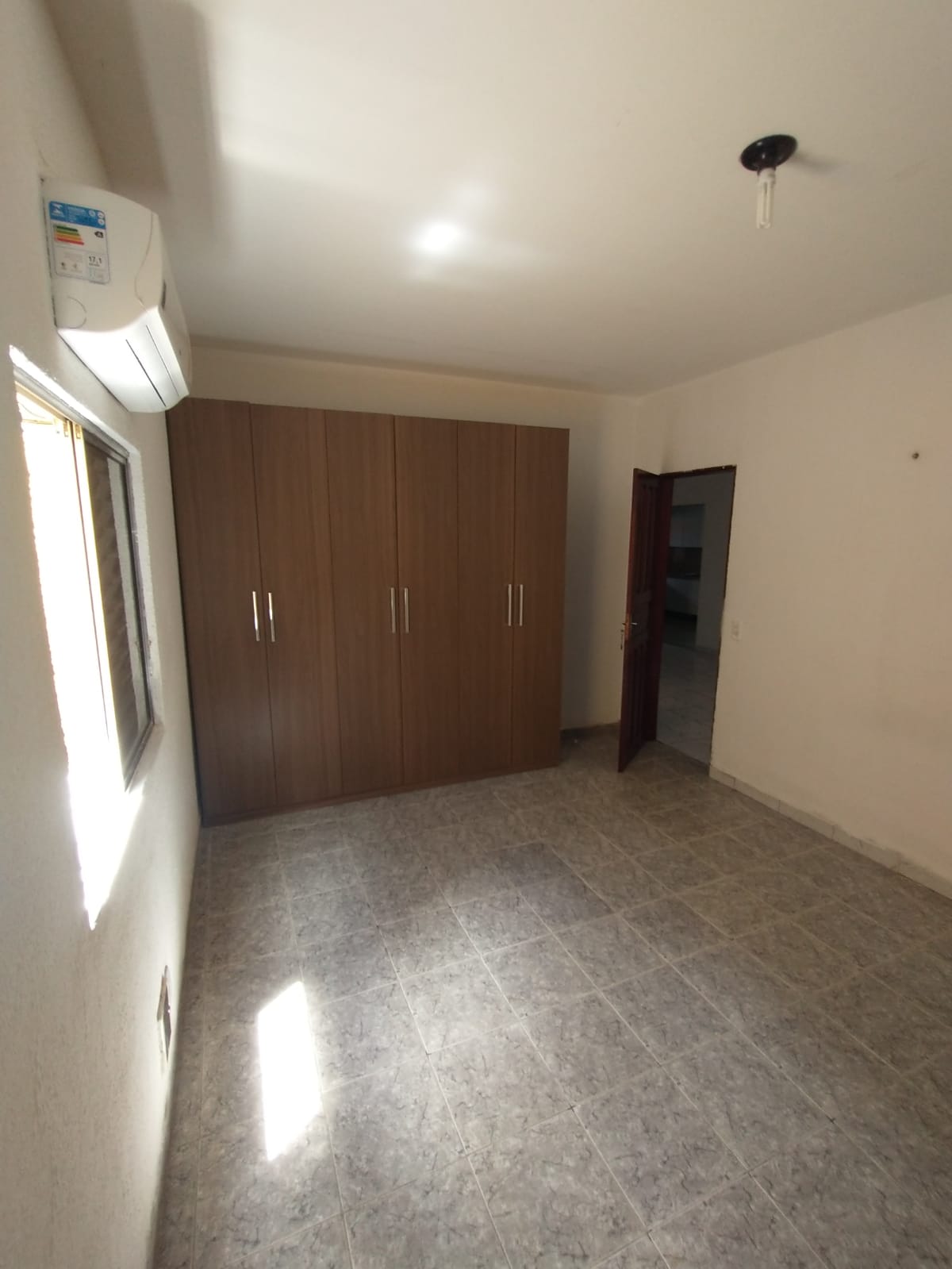 Imagem Casa com 4 Quartos à Venda, 122 m²em Prefeito José Walter - Fortaleza Imagem Casa com 4 Quartos à Venda, 122 m²em Prefeito José Walter - Fortaleza