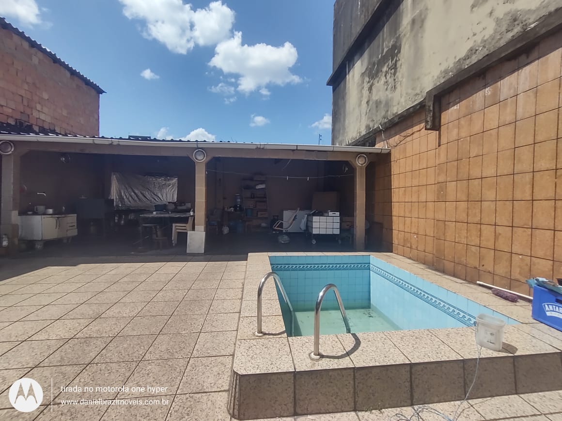 Imagem Casa com 3 Quartos à Venda, 250 m²em São Raimundo - Manaus Imagem Casa com 3 Quartos à Venda, 250 m²em São Raimundo - Manaus