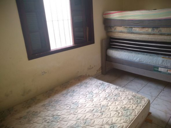 Imagem Casa com 2 Quartos à Venda,  em Guilhermina - Praia Grande
