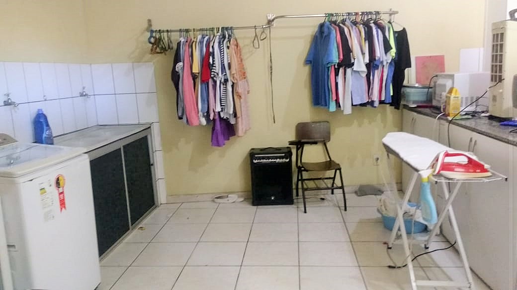 Imagem Casa com 6 Quartos à Venda, 280 m²em Adrianópolis - Manaus Imagem Casa com 6 Quartos à Venda, 280 m²em Adrianópolis - Manaus