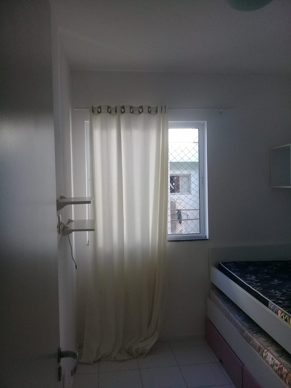 Imagem Apartamento com 2 Quartos para Alugar, em Vila de Abrantes (Abrantes) - Camaçari Imagem Apartamento com 2 Quartos para Alugar, em Vila de Abrantes (Abrantes) - Camaçari