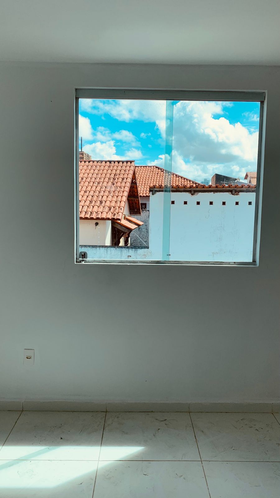 Imagem Imóvel com 2 Quartos à Venda, 74 m² em Catolé - Campina Grande Imagem Imóvel com 2 Quartos à Venda, 74 m² em Catolé - Campina Grande