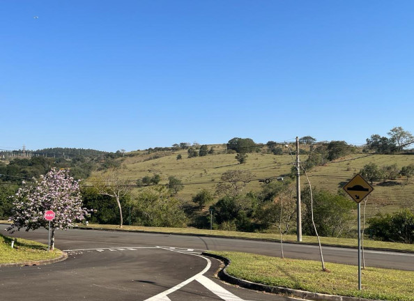Imagem Terreno à Venda, 1.004 m² em Loteamento Residencial Jaguari (Sousas) - Campinas Imagem Terreno à Venda, 1.004 m² em Loteamento Residencial Jaguari (Sousas) - Campinas