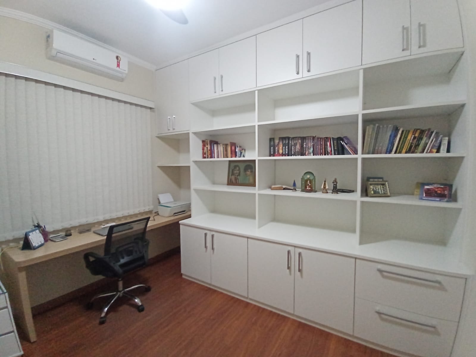 Imagem Casa com 3 Quartos para Alugar, 189 m²em Jardim América - Mogi Mirim