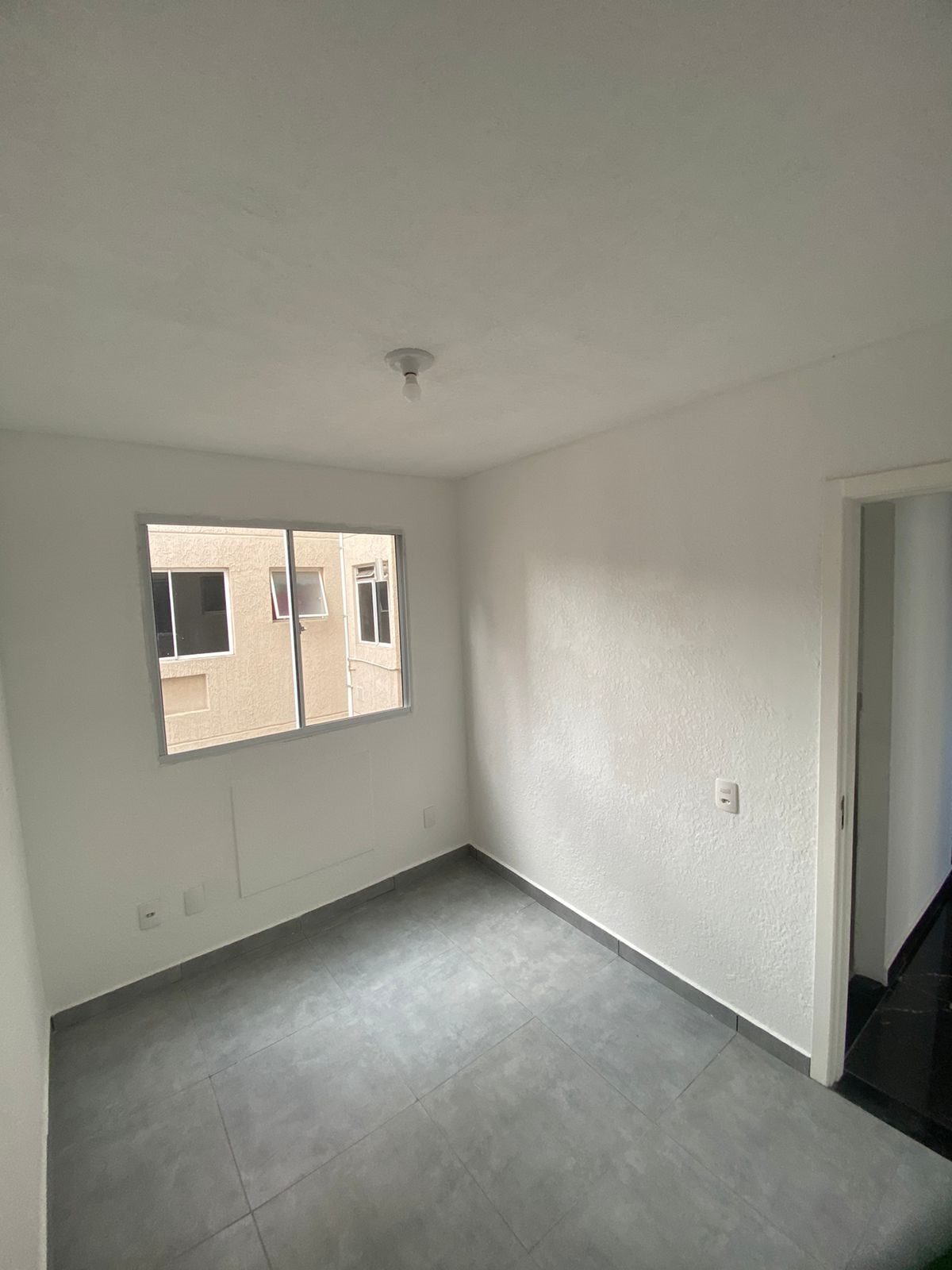 Imagem Apartamento com 2 Quartos à Venda, 45 m² em Bangu - Rio de Janeiro