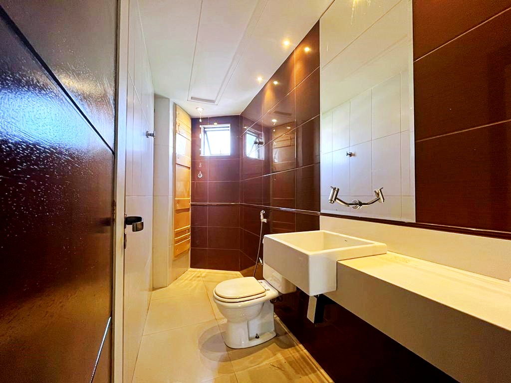 Imagem Apartamento com 4 Quartos à Venda, 266 m²em Nazaré - Belém