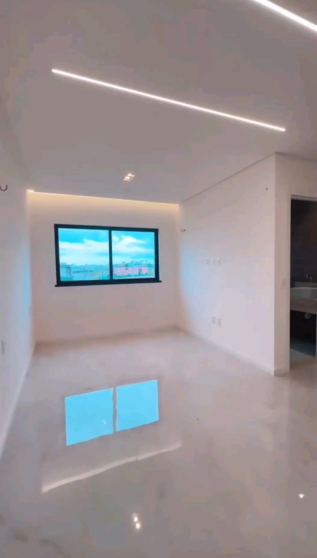 Imagem Casa de Condomínio com 4 Quartos à Venda, 250 m²em Cidade Alphaville  - Eusébio