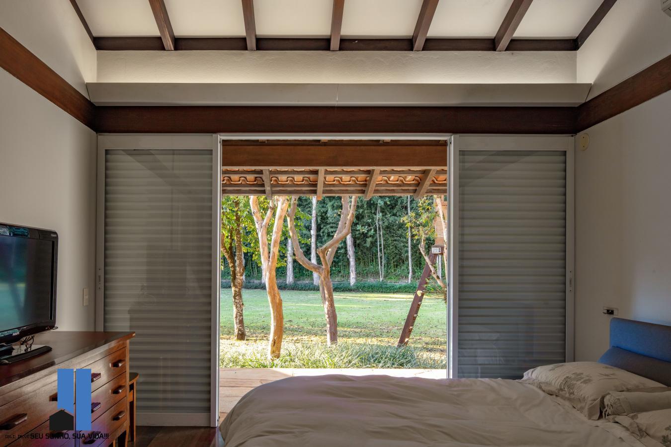 Imagem Casa de Condomínio com 3 Quartos à Venda, 273 m²em Recanto Impla - Carapicuíba