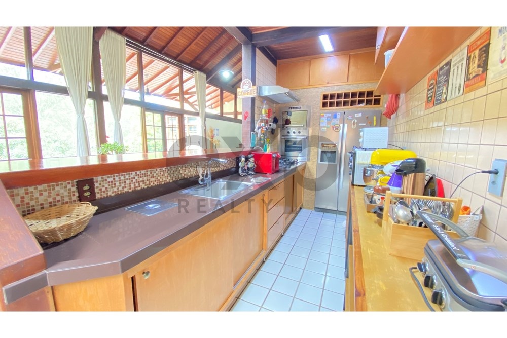 Imagem Casa de Condomínio com 5 Quartos à Venda, 317 m² em Itaipava - Petrópolis