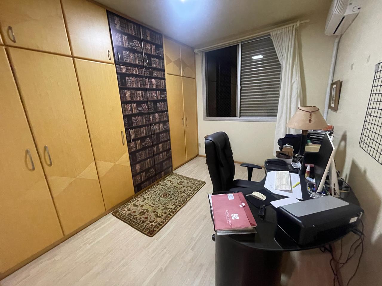Imagem Apartamento com 4 Quartos à Venda, 224 m²em Centro - Florianópolis Imagem Apartamento com 4 Quartos à Venda, 224 m²em Centro - Florianópolis
