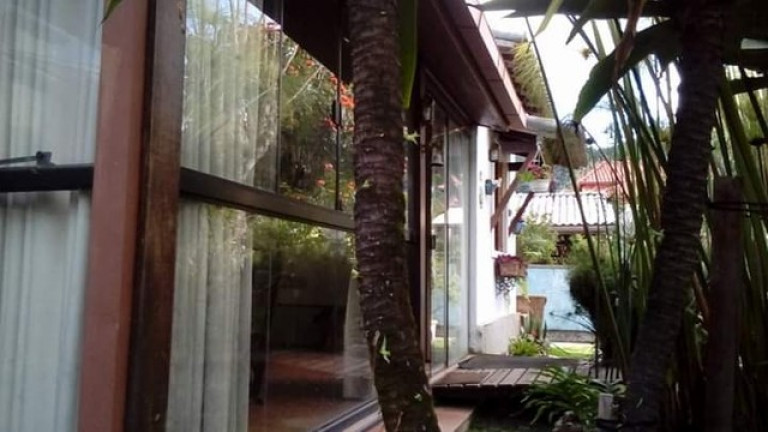 Imagem Casa de Condomínio com 4 Quartos à Venda, 200 m² em Vargem Grande - Teresópolis Imagem Casa de Condomínio com 4 Quartos à Venda, 200 m² em Vargem Grande - Teresópolis