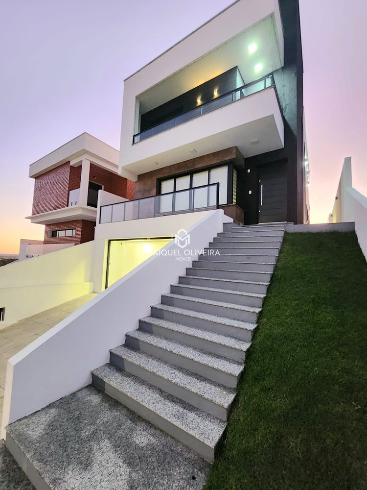 Imagem Casa de Condomínio com 3 Quartos para Alugar, 300 m²em Tomazetti - Santa Maria