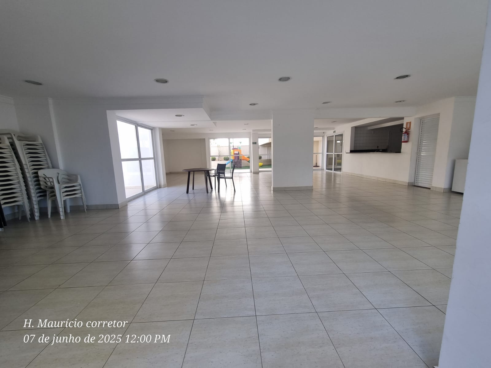 Imagem Apartamento com 2 Quartos à Venda, 72 m² em Jardim Goiás - Goiânia Imagem Apartamento com 2 Quartos à Venda, 72 m² em Jardim Goiás - Goiânia