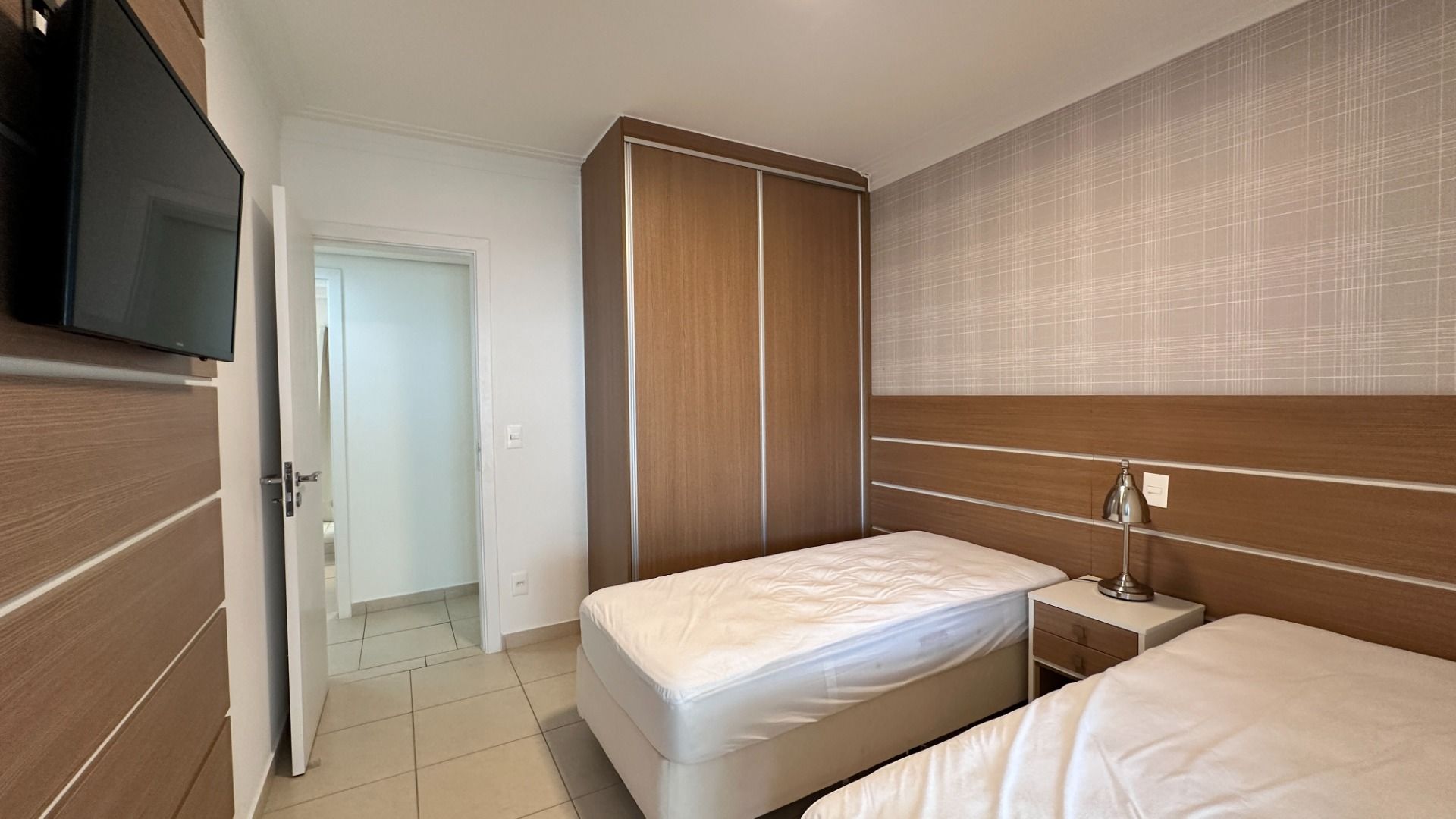 Imagem Apartamento com 4 Quartos à Venda, 186 m²em Riviera - Bertioga
