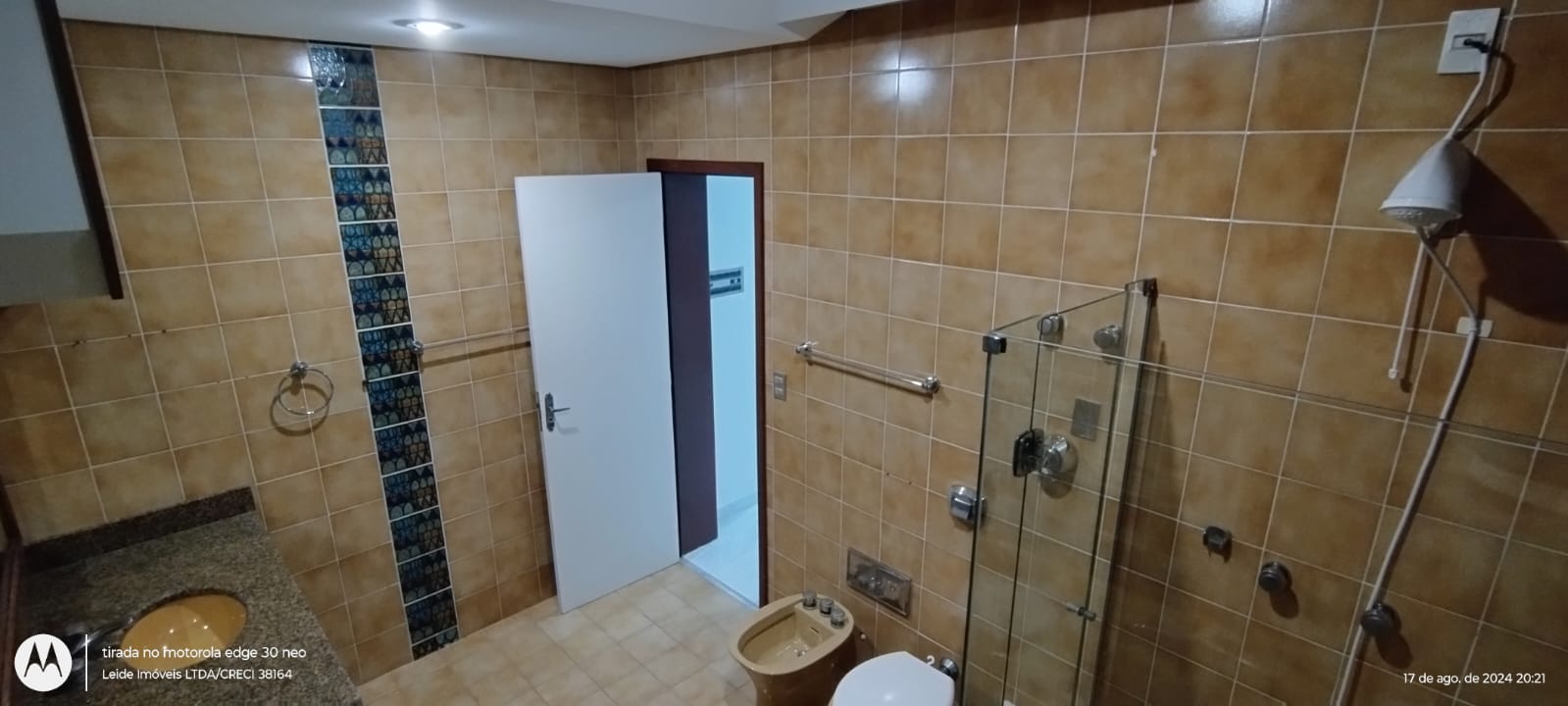 Imagem Sobrado com 8 Quartos à Venda, 444 m² em Centro - Florianópolis Imagem Sobrado com 8 Quartos à Venda, 444 m² em Centro - Florianópolis