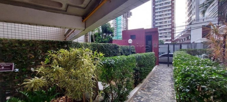 Imagem Apartamento com 2 Quartos à Venda, 49 m² em Boa Viagem - Recife