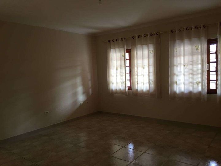 Imagem Sobrado com 3 Quartos à Venda, 167 m² em Jardim Portugal - São José Dos Campos