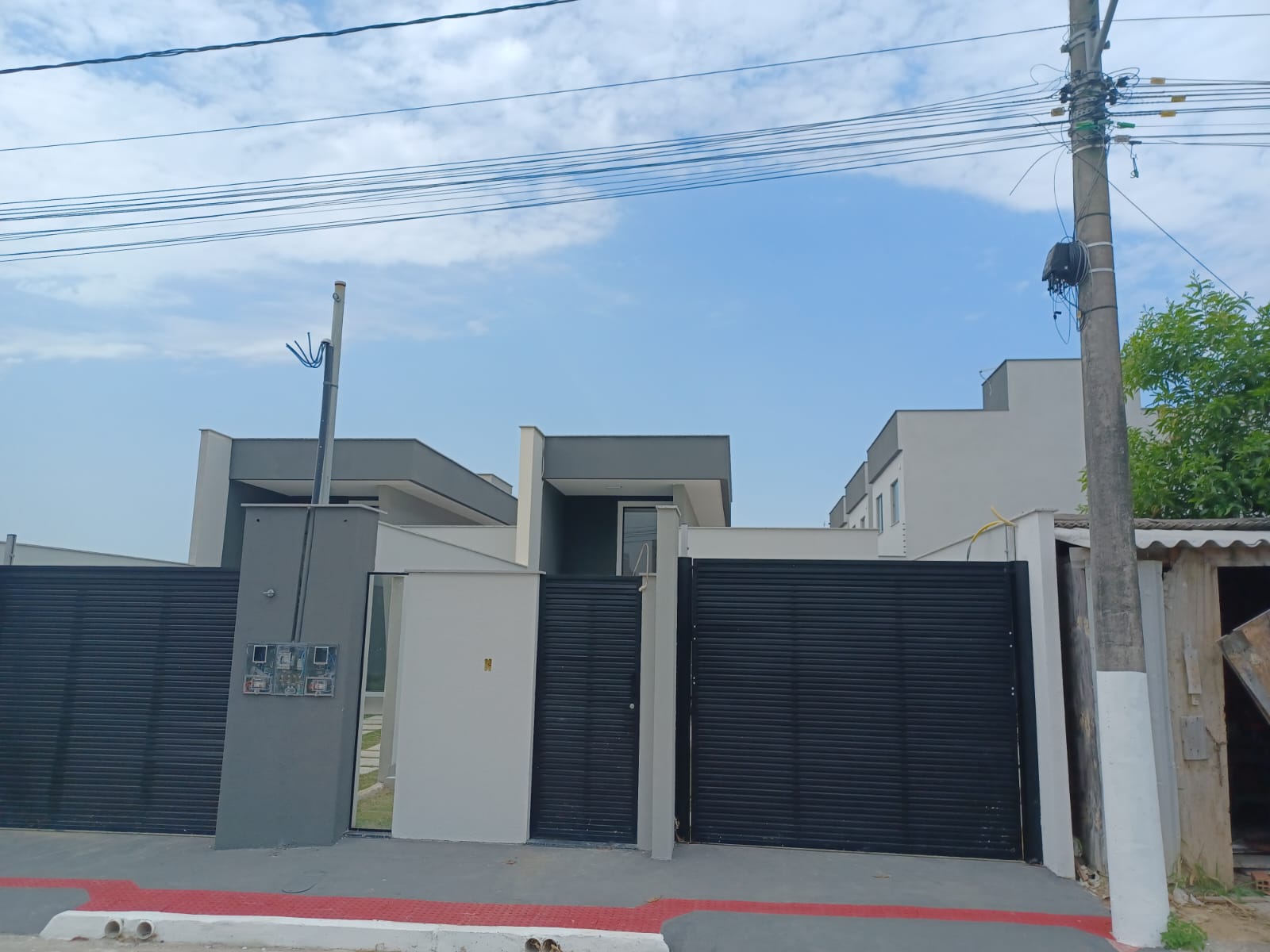 Casa com 3 Quartos à Venda, 120 m²em Morada de Laranjeiras - Serra