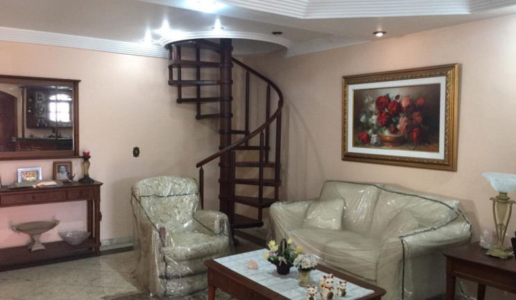Imagem Casa com 5 Quartos à Venda, em Jacarepaguá - Rio de Janeiro Imagem Casa com 5 Quartos à Venda, em Jacarepaguá - Rio de Janeiro