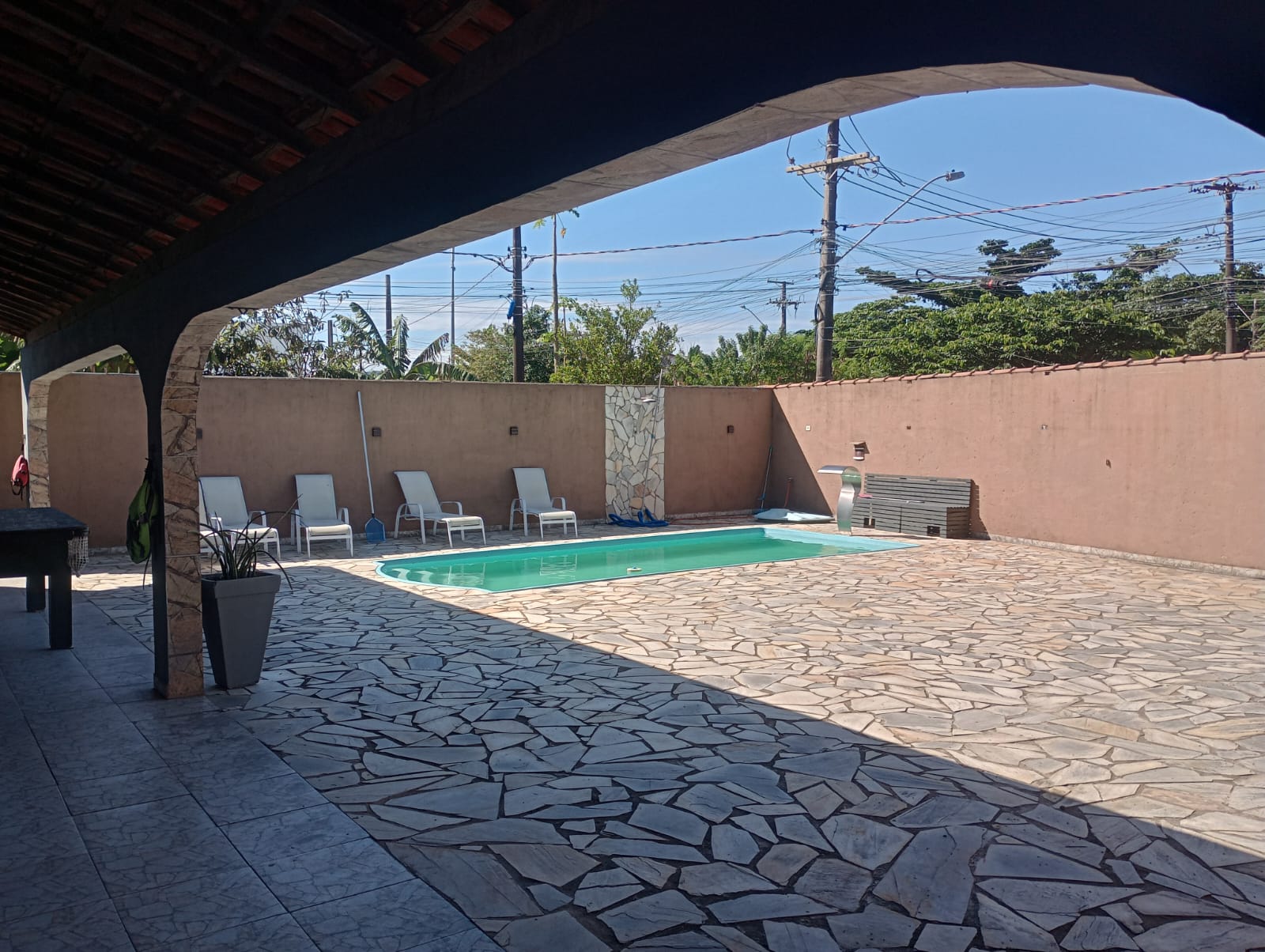 Imagem Casa com 3 Quartos à Venda, 130 m²em Jardim Virgínia - Guarujá Imagem Casa com 3 Quartos à Venda, 130 m²em Jardim Virgínia - Guarujá