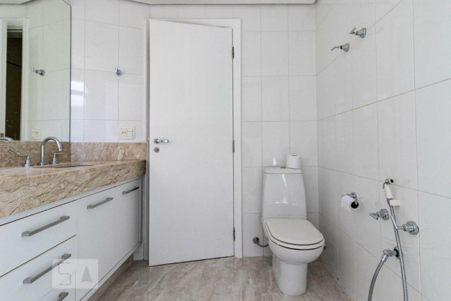 Imagem Apartamento com 3 Quartos à Venda, 210 m² em Indianópolis - São Paulo