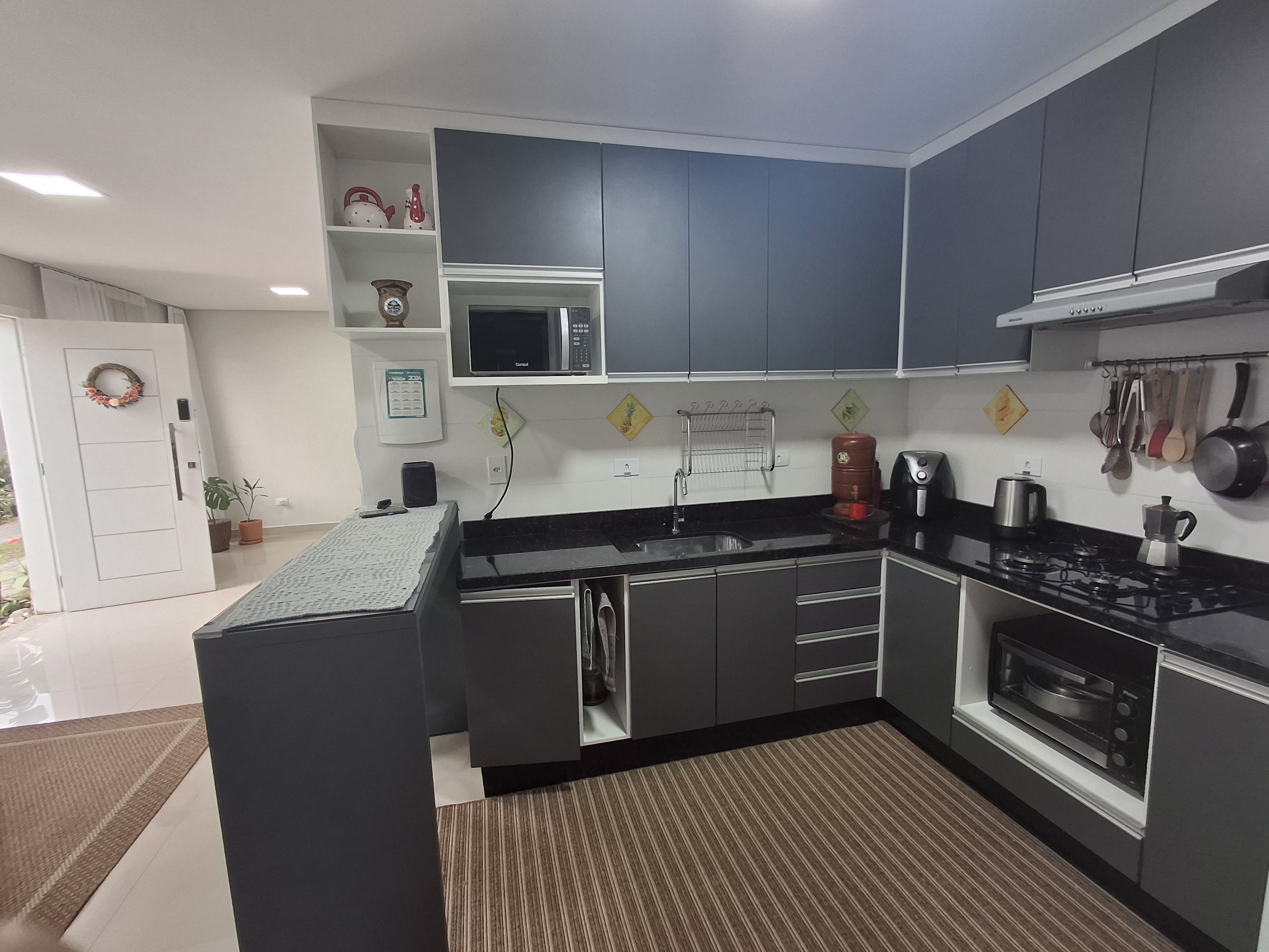 Imagem Sobrado com 3 Quartos à Venda, 72 m²em Bairro Alto - Curitiba Imagem Sobrado com 3 Quartos à Venda, 72 m²em Bairro Alto - Curitiba