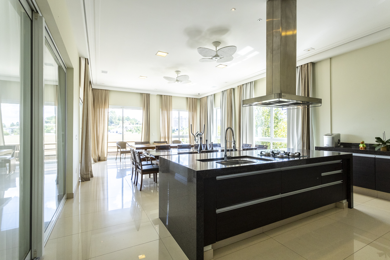 Imagem Casa de Condomínio com 5 Quartos à Venda, 1.587 m² em Tamboré - Barueri