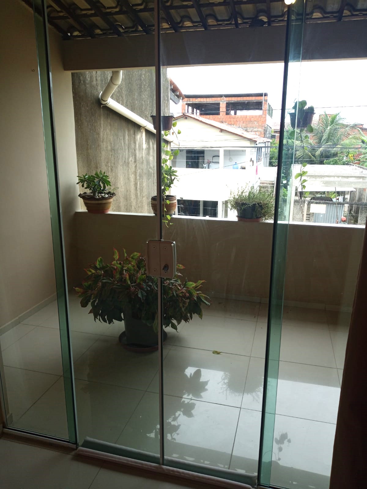 Imagem Casa com 3 Quartos à Venda, 200 m²em siqueira - fortaleza Imagem Casa com 3 Quartos à Venda, 200 m²em siqueira - fortaleza