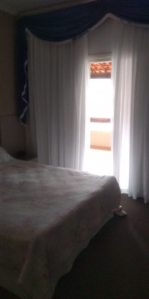 Imagem Casa com 3 Quartos à Venda, 275 m² em Vila Jundiaí - Mogi das Cruzes Imagem Casa com 3 Quartos à Venda, 275 m² em Vila Jundiaí - Mogi das Cruzes