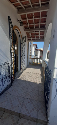 Imagem Casa com 5 Quartos à Venda,  em Brotas - Salvador