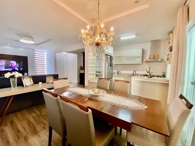 Imagem Casa com 3 Quartos à Venda, 158 m²em Comerciário - Criciúma