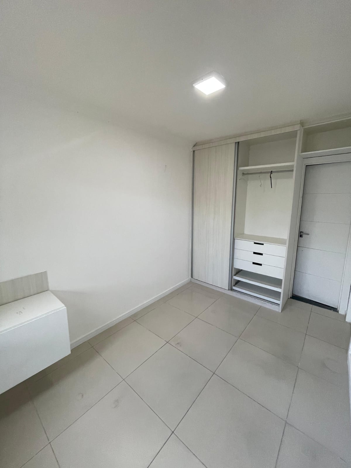 Imagem Casa de Condomínio com 2 Quartos à Venda, 65 m² em Guajeru - Fortaleza Imagem Casa de Condomínio com 2 Quartos à Venda, 65 m² em Guajeru - Fortaleza