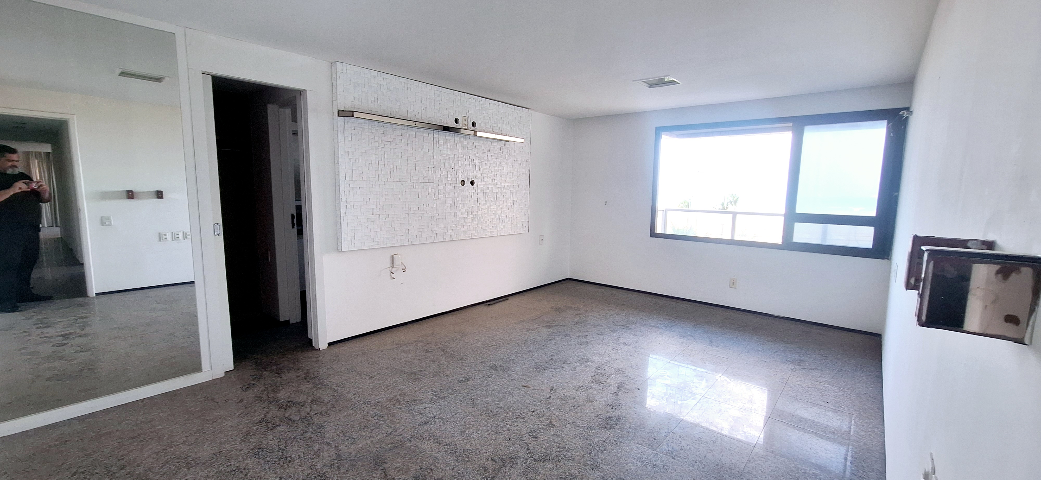 Imagem Apartamento com 4 Quartos à Venda, 225 m²em Meireles - Fortaleza Imagem Apartamento com 4 Quartos à Venda, 225 m²em Meireles - Fortaleza