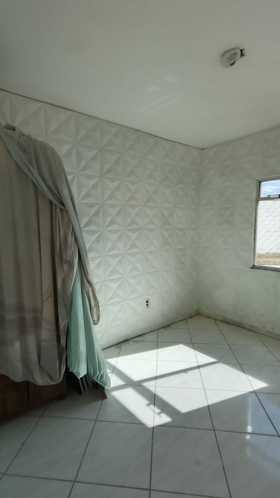 Imagem Casa com 2 Quartos à Venda, 165 m² em Santa Cecília - Juiz de Fora Imagem Casa com 2 Quartos à Venda, 165 m² em Santa Cecília - Juiz de Fora